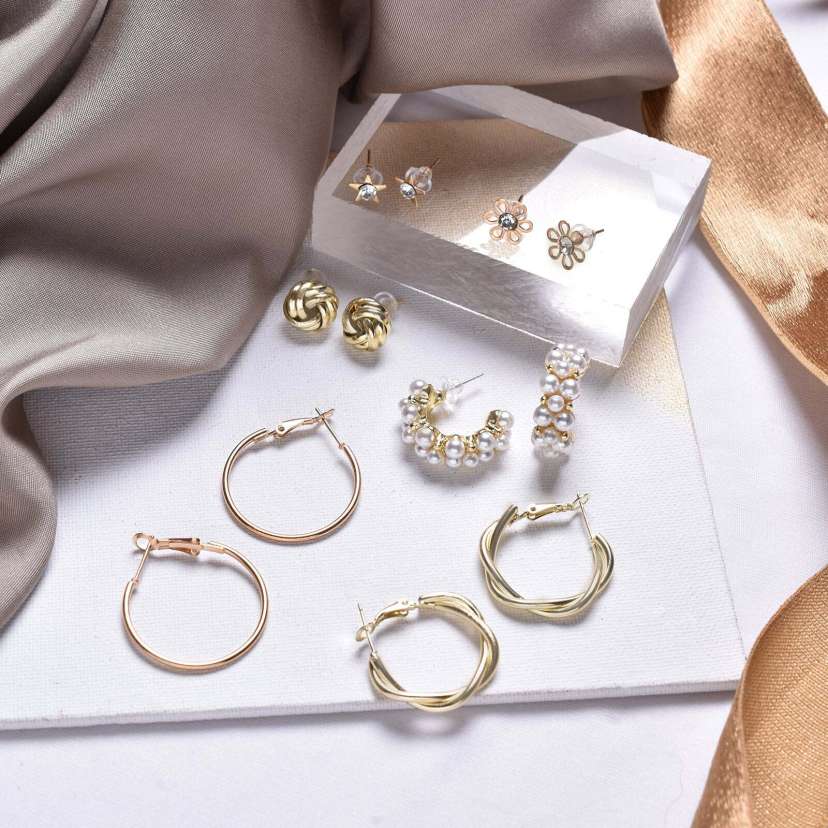 girl in jewellery